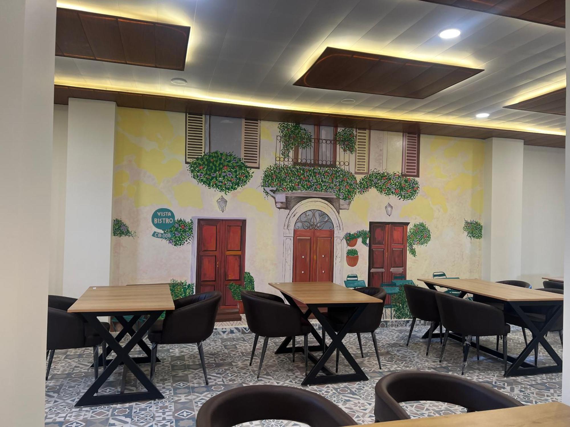 The Blue Vista Hotel Greater Noida Bagian luar foto